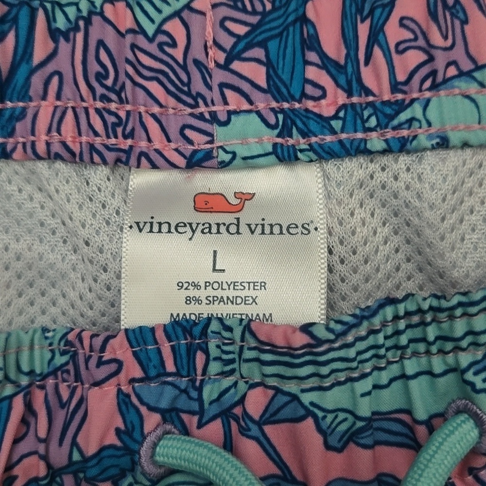 Vineyard Vines 7" Chappy Swim Trunks - Picture 4 of 5